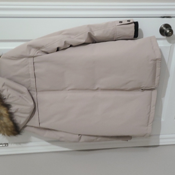 Winter coat - Picture 3 of 3